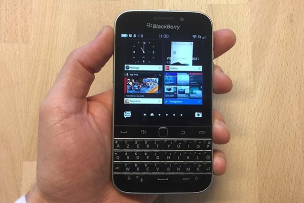 blackberry-classic-1.jpg